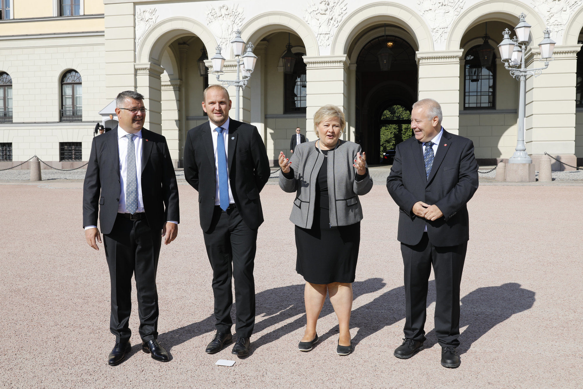 Erna Solberg presenterer nye statsråder